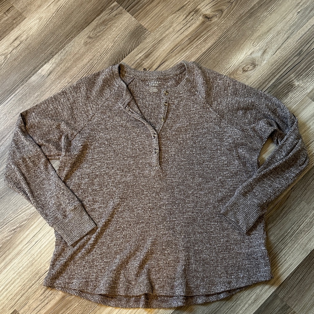 American Eagle Brown Long Sleeve Henley Top